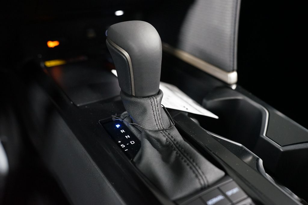 Thumbnail: 2026 Toyota Camry - 23