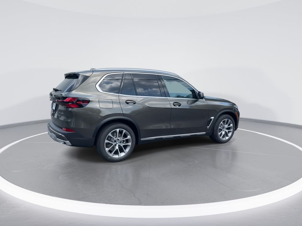 Thumbnail: 2026 BMW X5 - 8