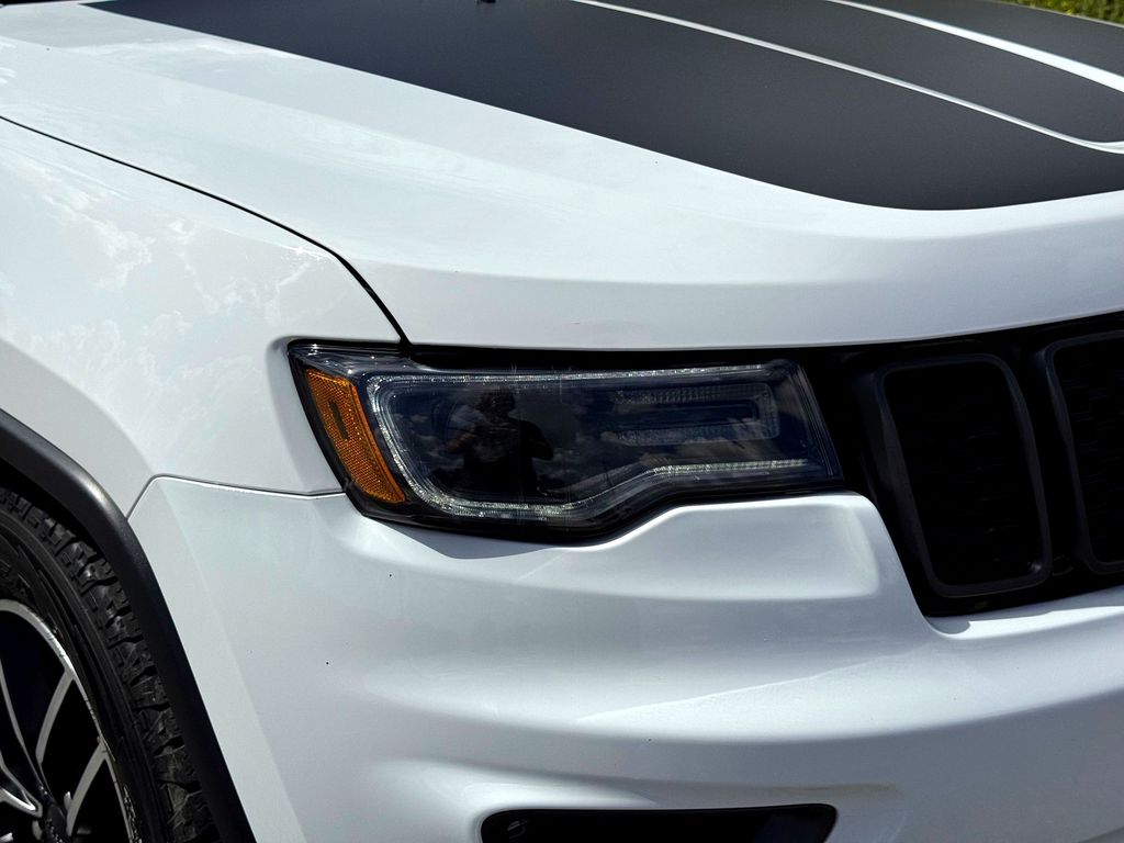 Used Car 2019 Jeep Grand Cherokee  Trailhawk For Sale Under $25,000 In Taylor, Texas