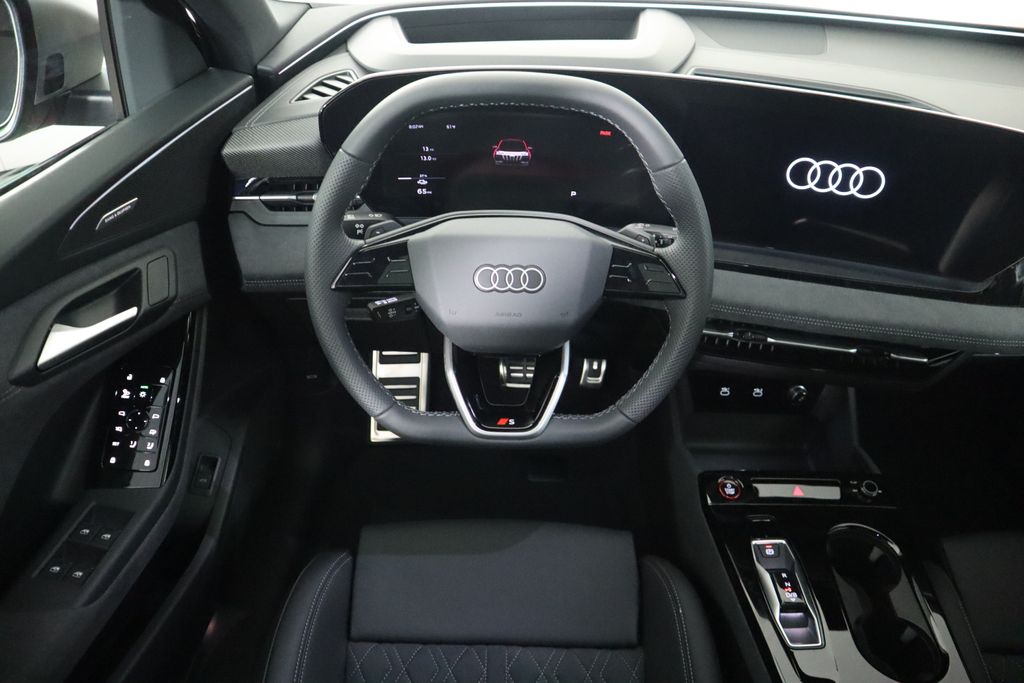 2025 Audi e-tron Premium 11