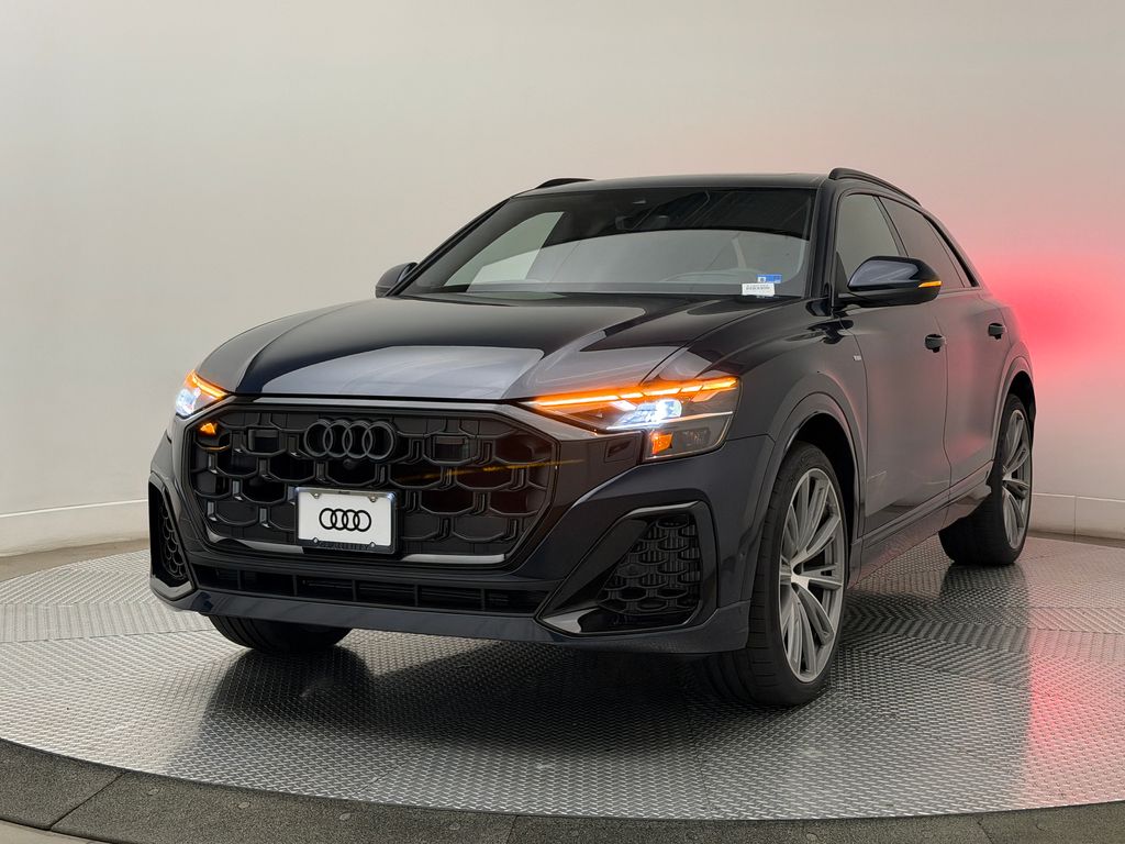 Thumbnail: 2026 Audi Q8 - 3