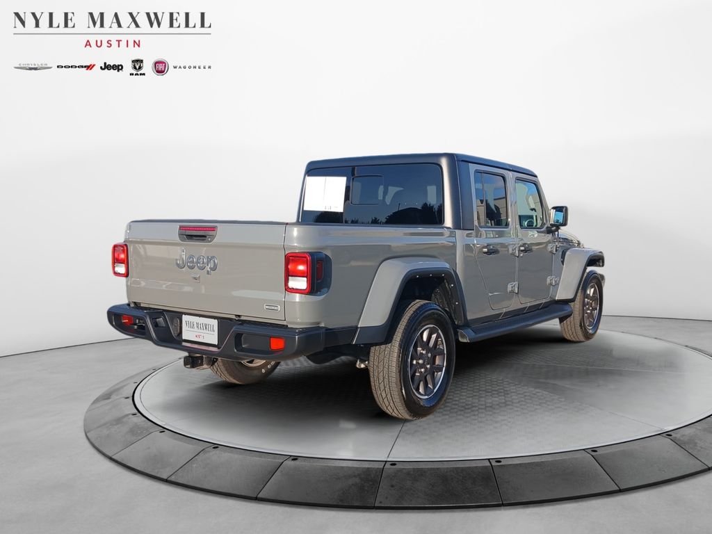 Used Car 2023 Jeep Gladiator  Overland For Sale Under $35,000 In Austin, Texas