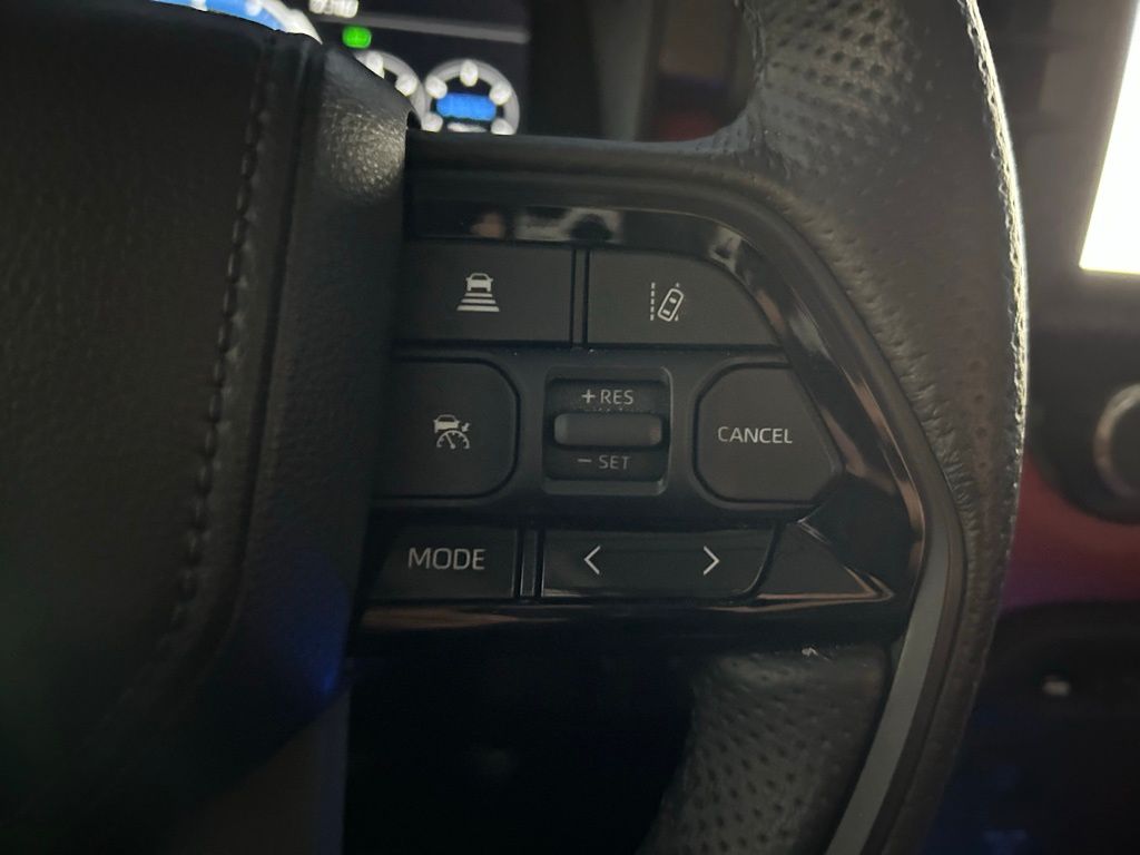 Thumbnail: 2023 Toyota Sequoia - 21