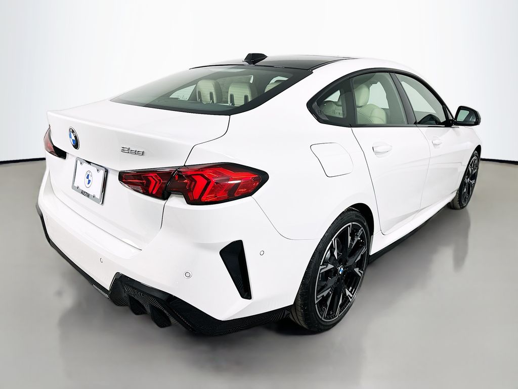 Thumbnail: 2026 BMW 2 Series - 5