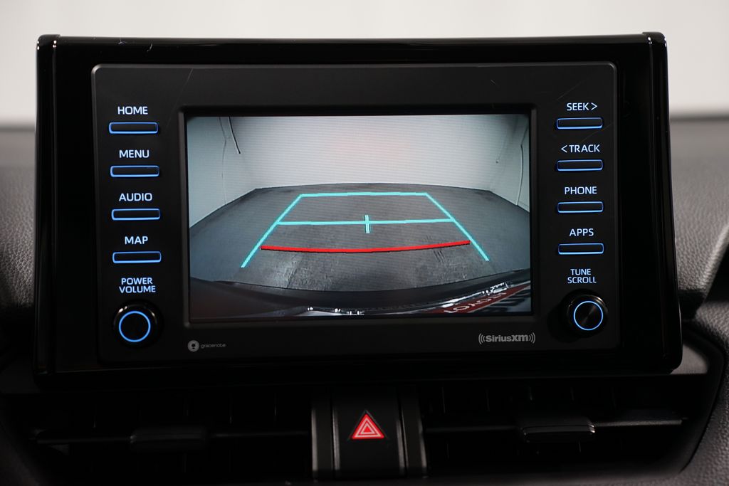 2022 Toyota RAV4 LE 18