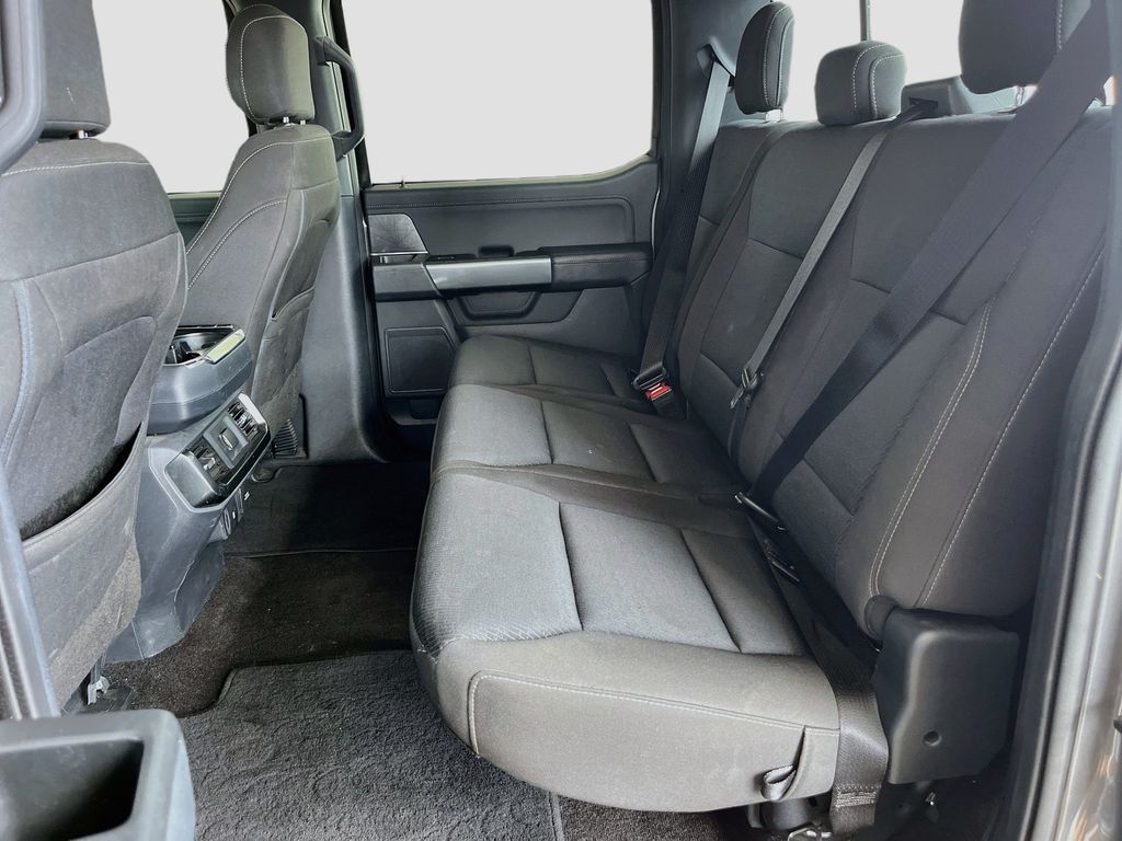 Used 2021 Gray Ford XLT image 24
