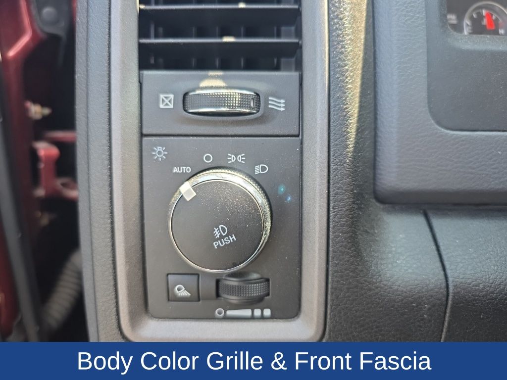 2018 Ram 1500 Express Regular Cab 4x2 6'4" Box