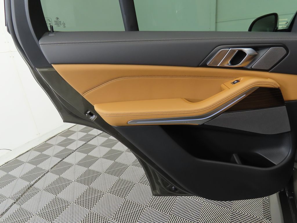 Thumbnail: 2026 BMW X5 - 26