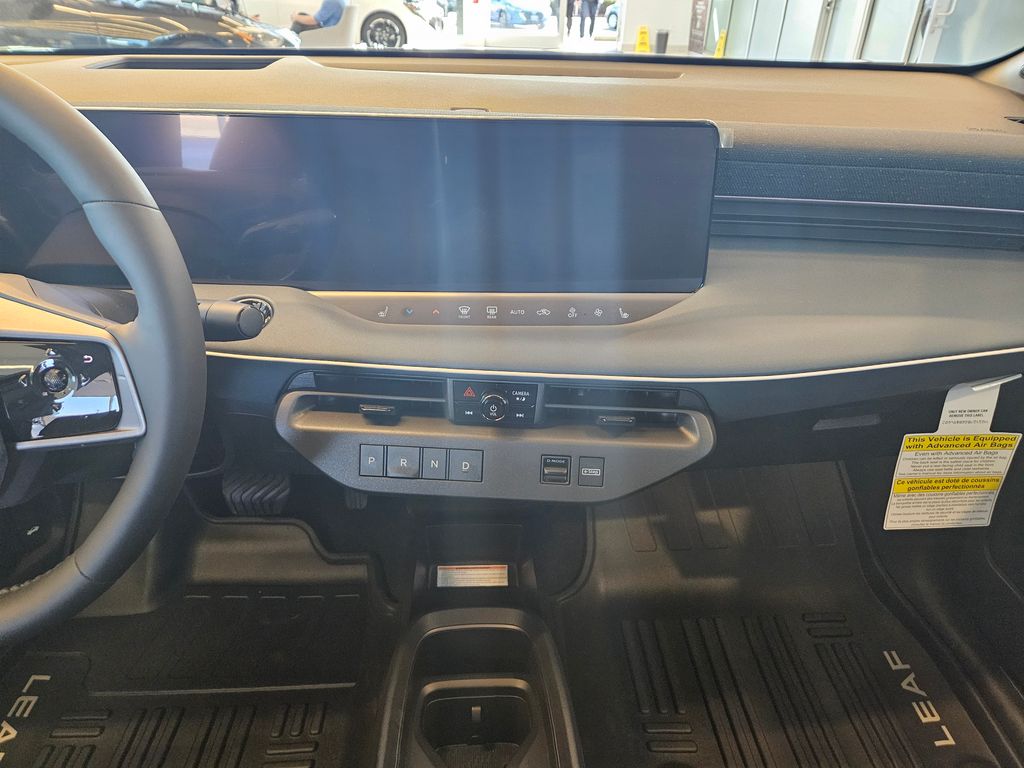 2026 Nissan Leaf PLATINUM+