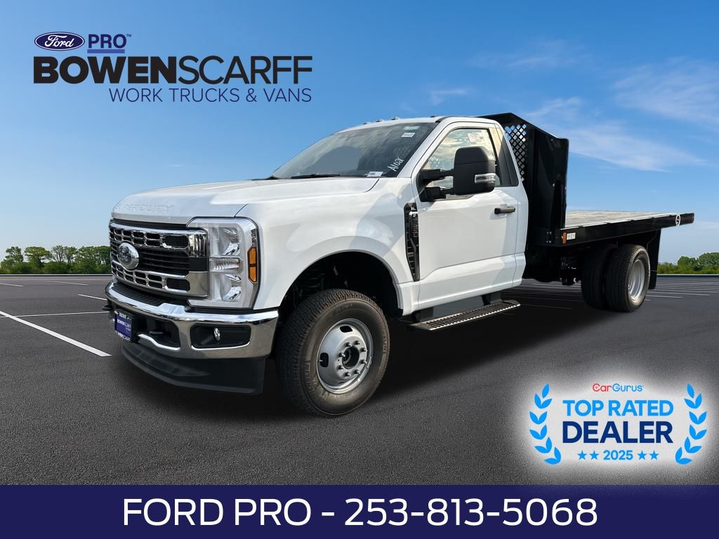 New 2025 Ford Super Duty F-350 Chassis Regular Cab (DRW) 169" Wheelbase XL