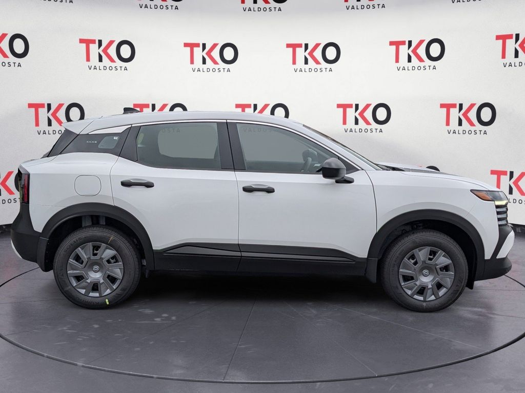 New 2026 Nissan Kicks SUV