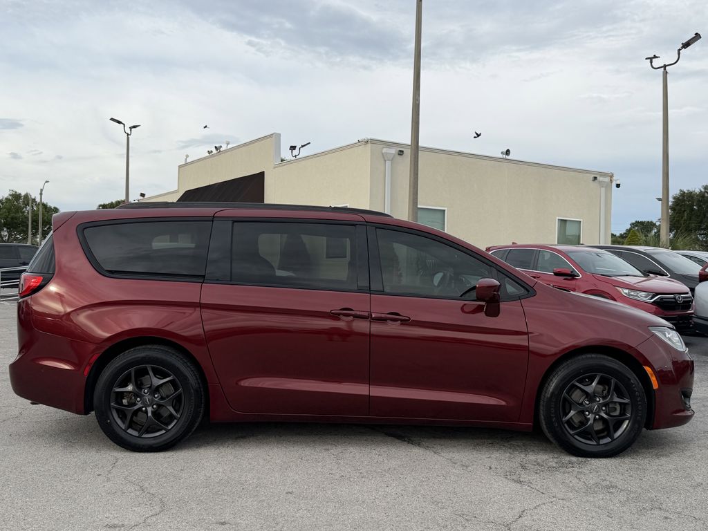 used 2019 Chrysler Pacifica car, priced at $15,392
