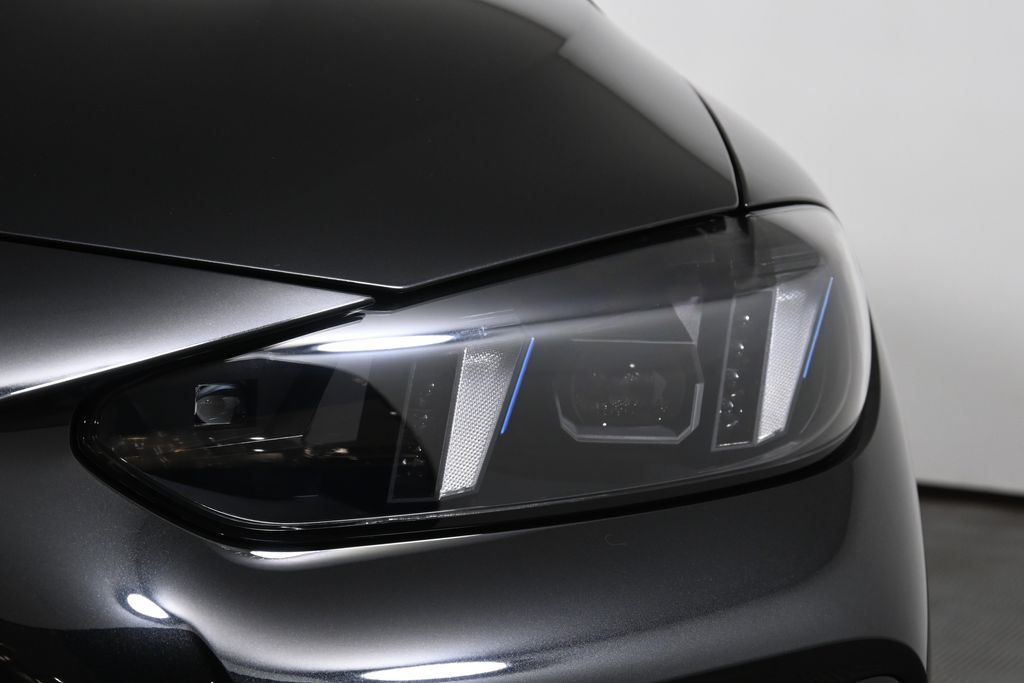 Thumbnail: 2027 BMW 4 Series - 11