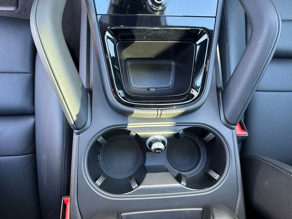 Thumbnail: 2025 Porsche Cayenne - 24