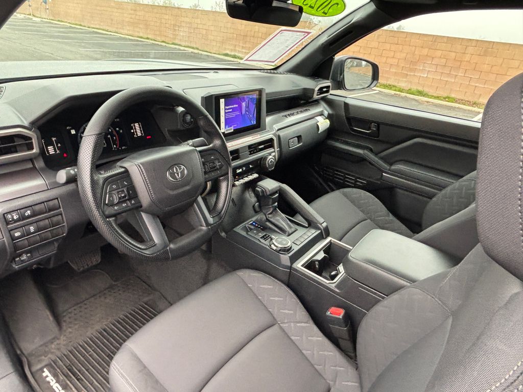 Thumbnail: 2025 Toyota Tacoma - 9