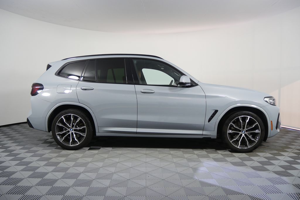 Thumbnail: 2022 BMW X3 - 2