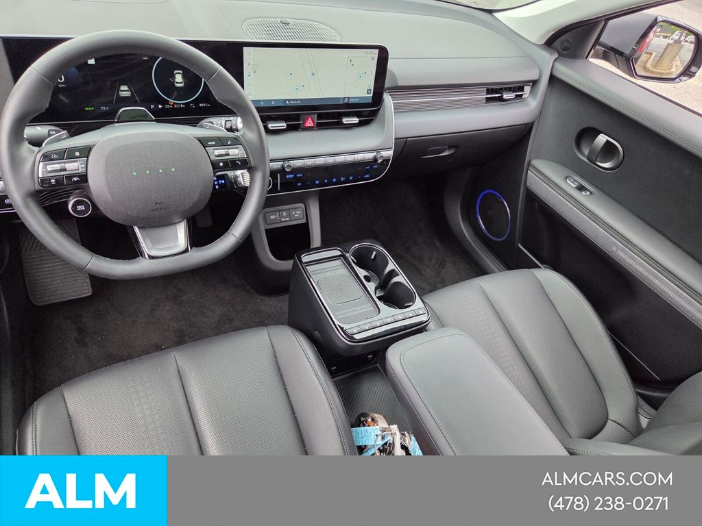 Used 2025 Gray Hyundai Limited image 8