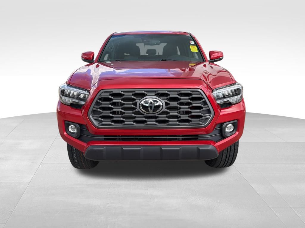 Thumbnail: 2022 Toyota Tacoma - 8