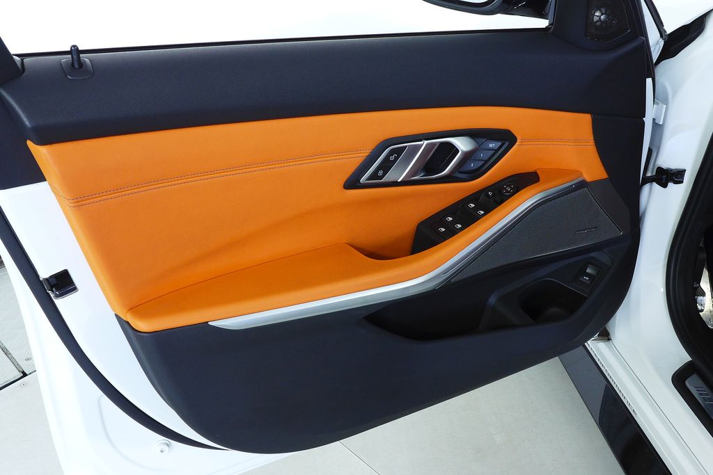 Thumbnail: 2021 BMW M3 - 11