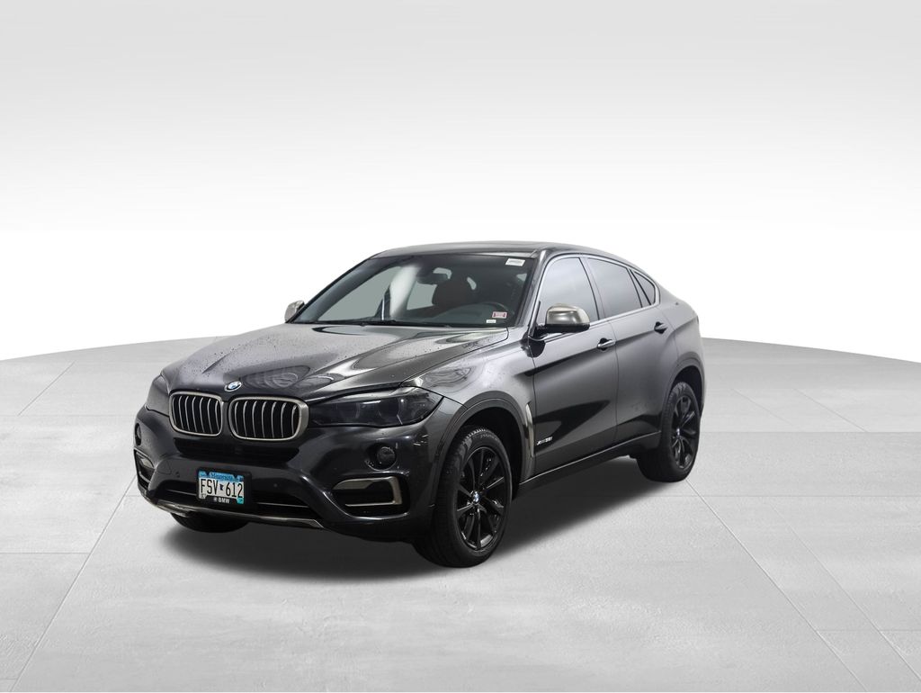 2018 BMW X6 xDrive35i Hero Image