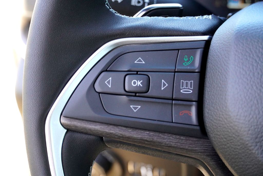 New Car 2025 Jeep Grand Cherokee L  Limited For Sale Under $50,000 In Taylor, Texas