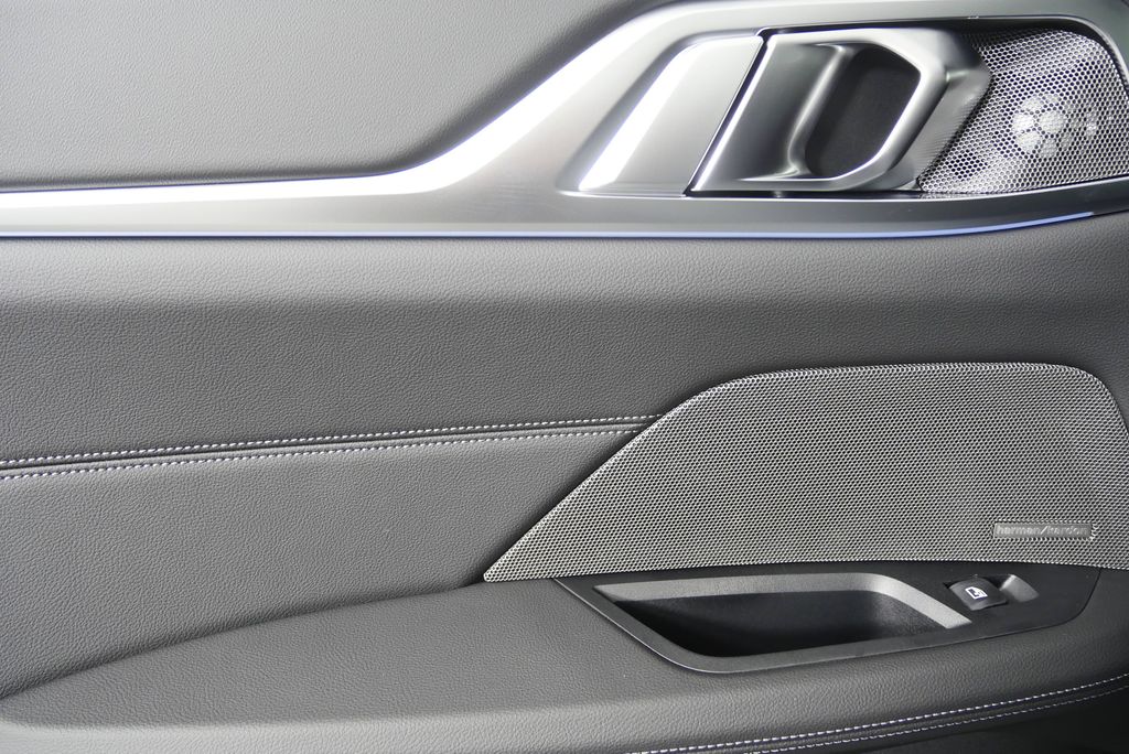 Thumbnail: 2025 BMW i4 - 14