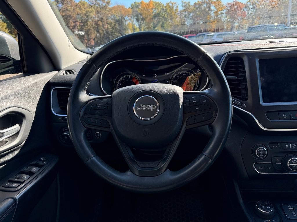 2020 Jeep Cherokee Trailhawk 11