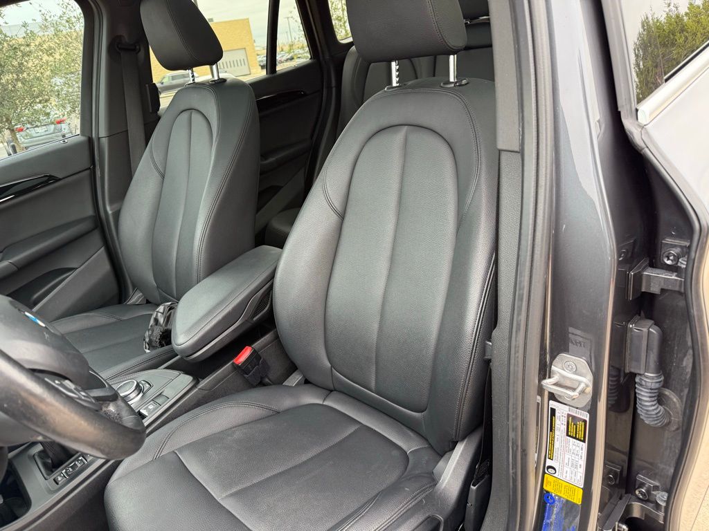 Thumbnail: 2019 BMW X1 - 13