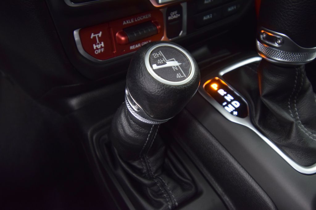 new 2026 Jeep Gladiator car, priced at $45,944