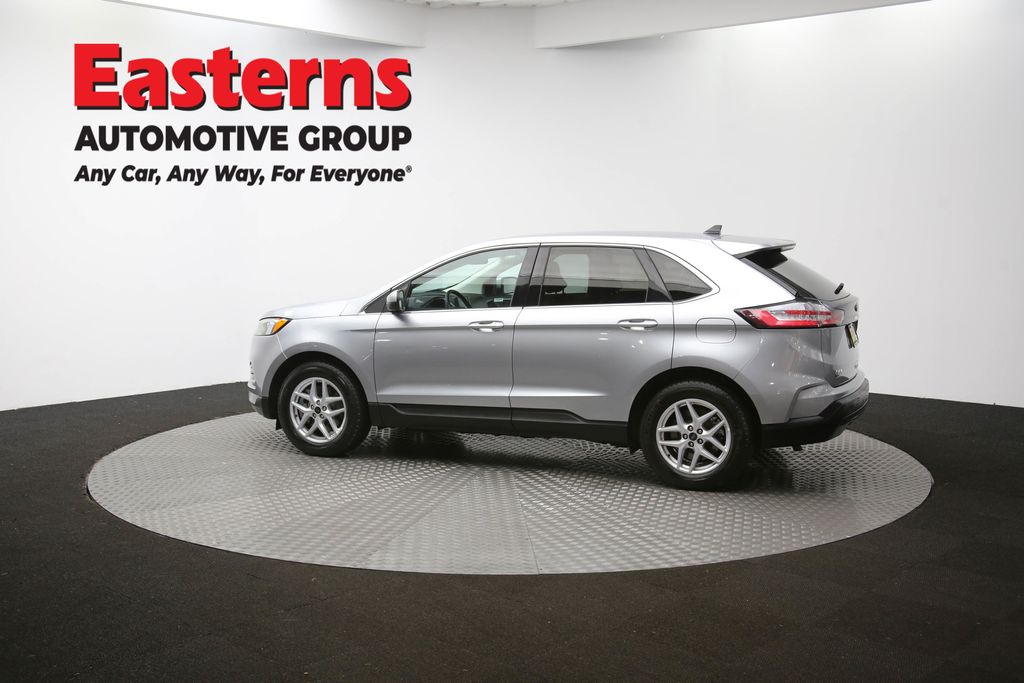 Used 2024 Silver Ford SEL image 59