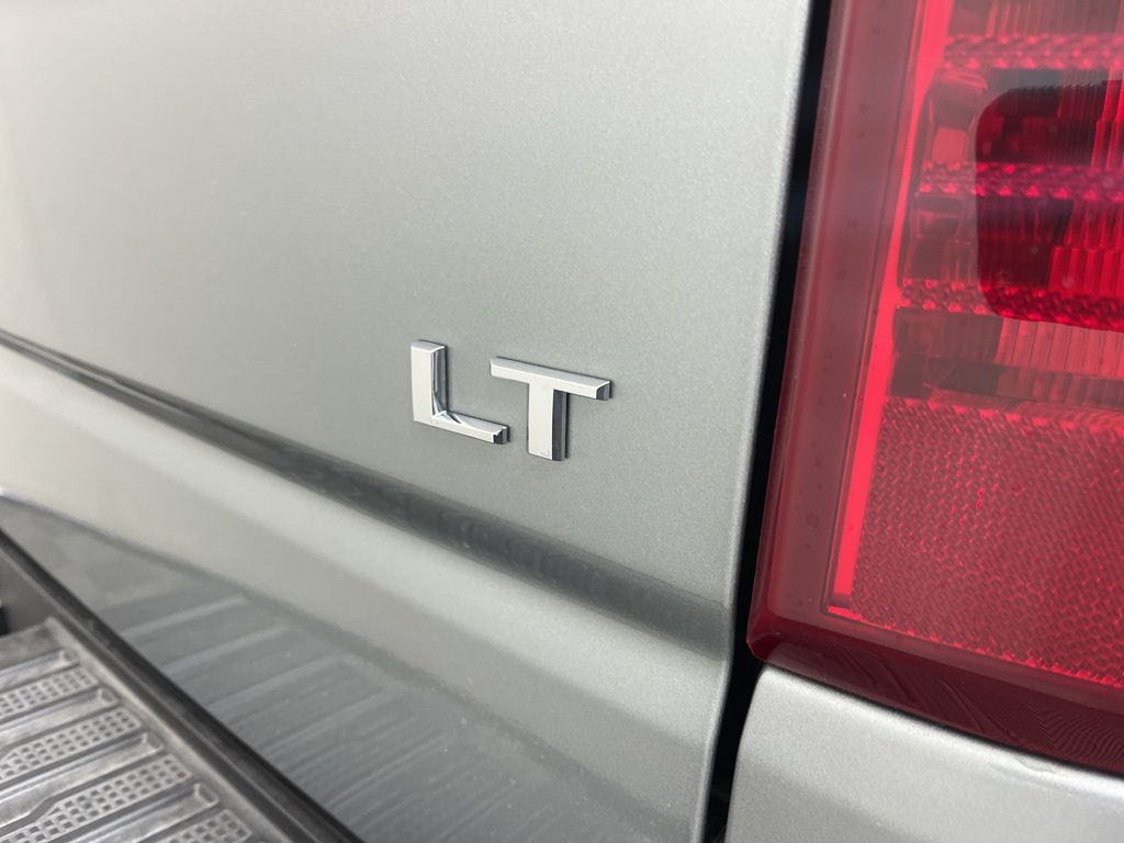 Thumbnail: 2026 Chevrolet Silverado 1500 - 18