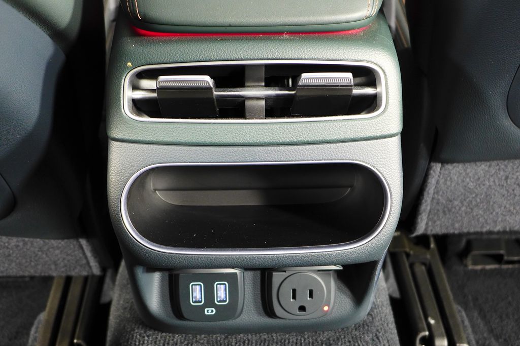 2023 Genesis GV70 2.5T 24