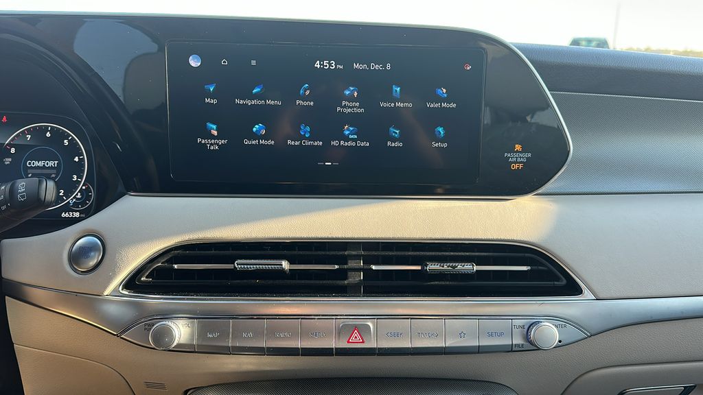 2020 Hyundai Palisade Limited White at Community Toyota