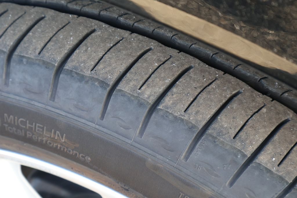 Thumbnail: 2025 Cadillac XT5 - 6