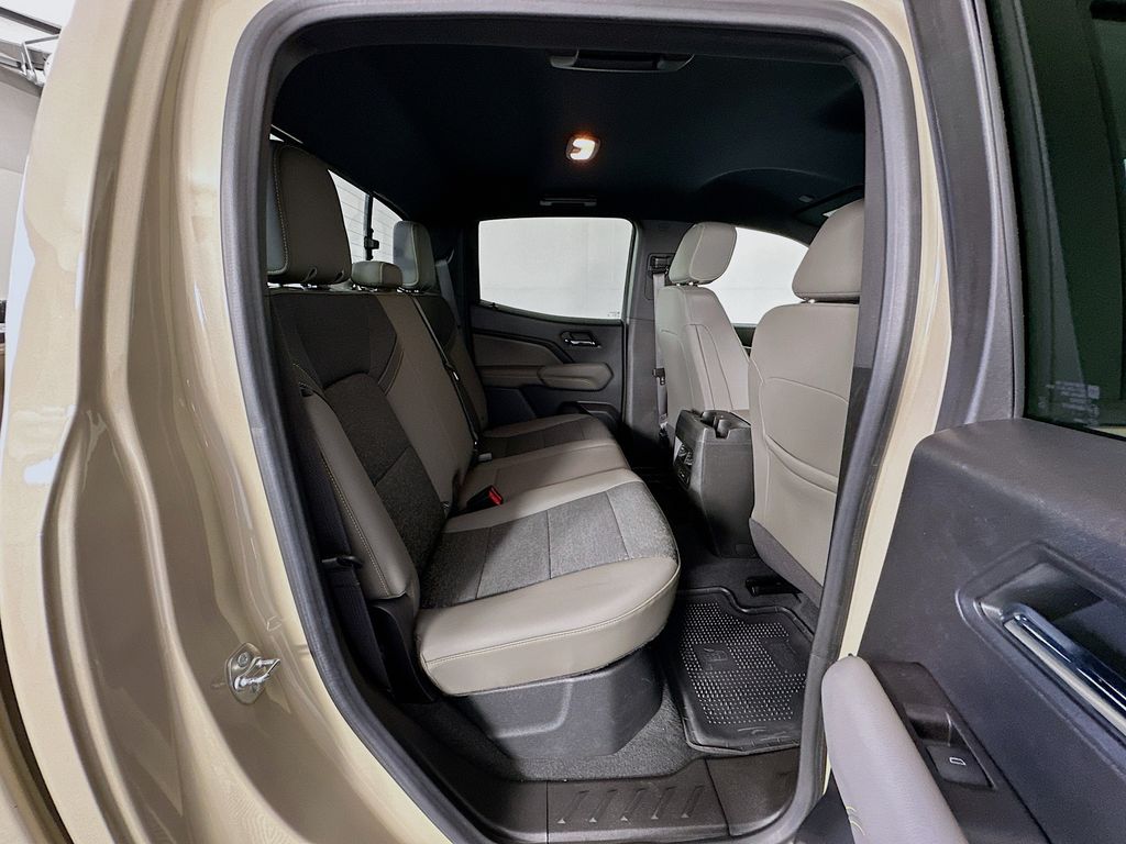 Thumbnail: 2024 Chevrolet Colorado - 28