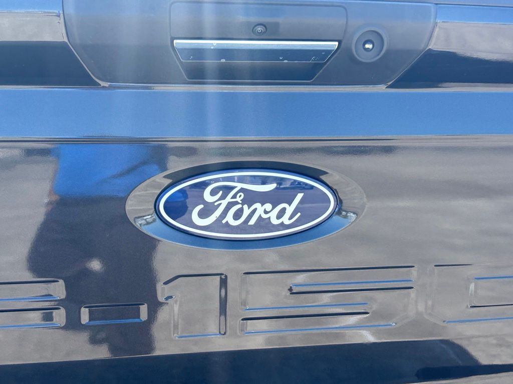 2024 Ford F-150 XLT - 11