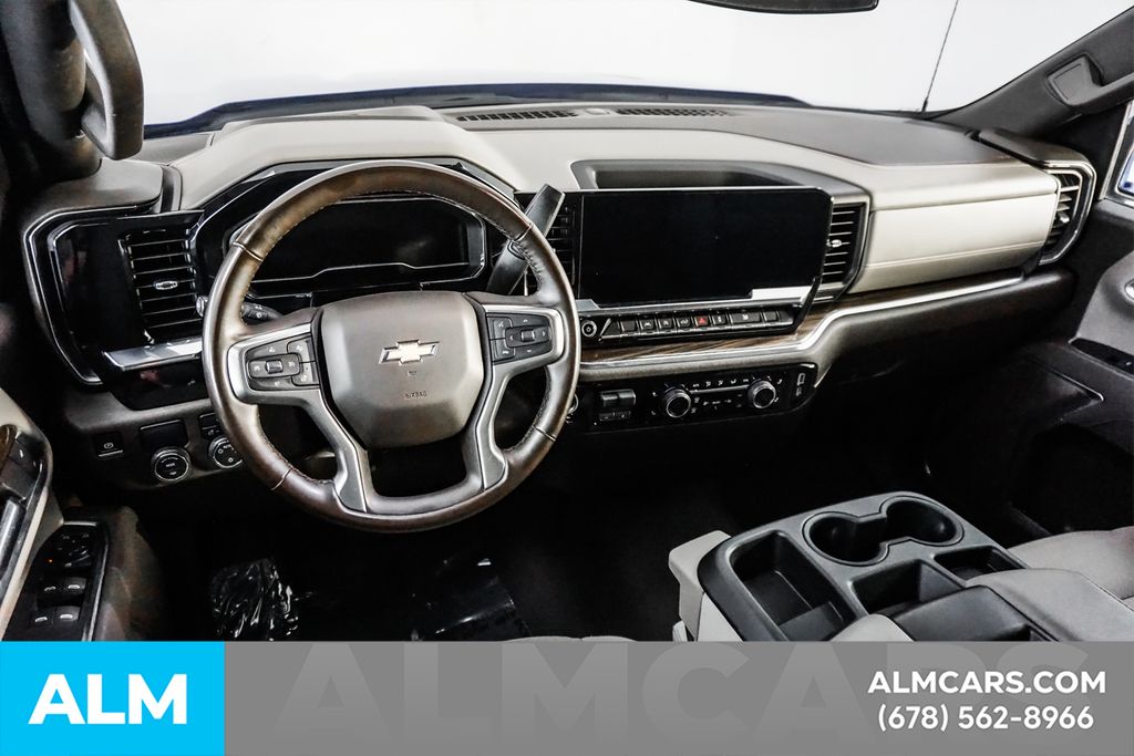 Used 2025 Blue Chevrolet LT image 23