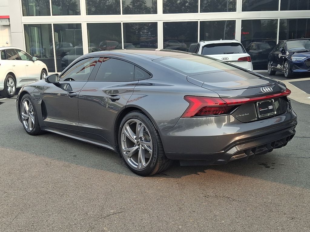 Thumbnail: 2023 Audi e-tron GT - 6