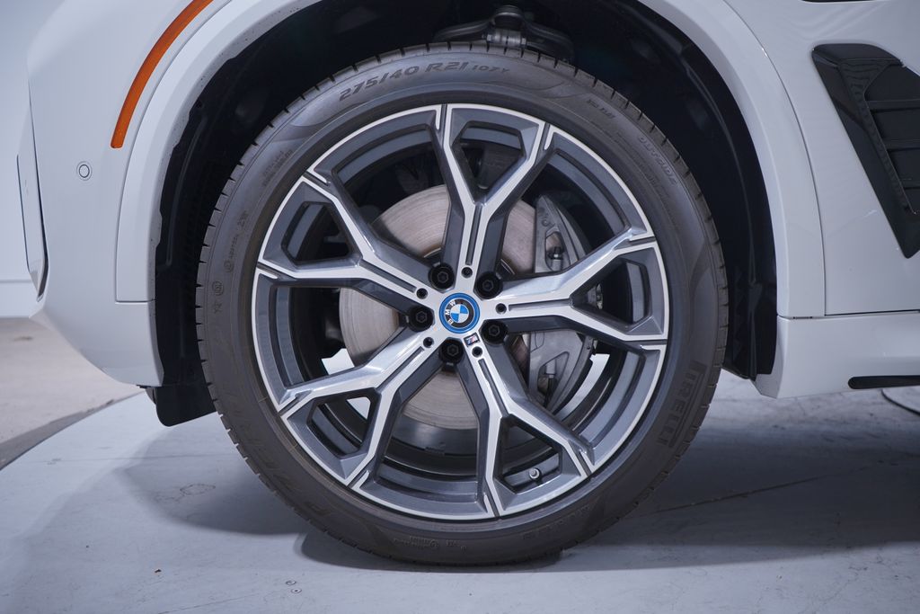 2025 BMW X5 xDrive50e 2