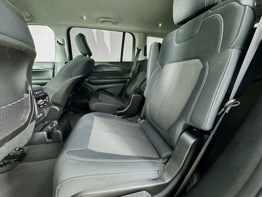 Used Car 2023 Jeep Grand Cherokee L  Laredo For Sale Under $30,000 In Austin, Texas