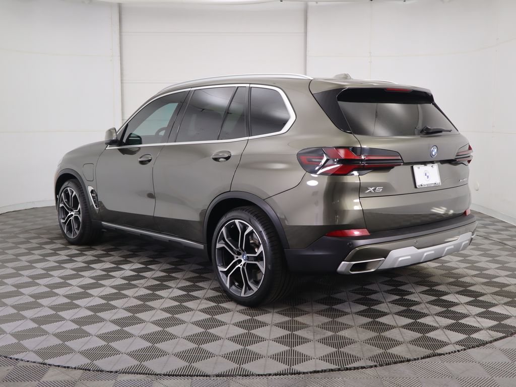 Thumbnail: 2024 BMW X5 - 7