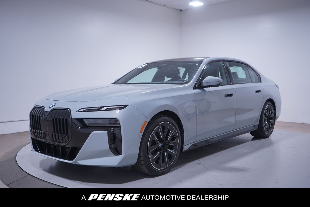 Thumbnail: 2025 BMW 7 Series - 1