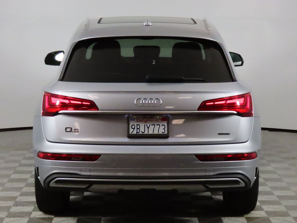 Thumbnail: 2022 Audi Q5 - 4