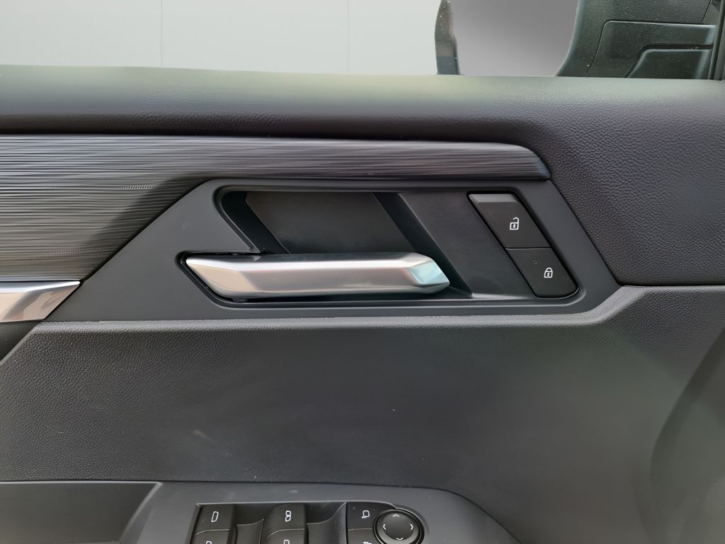 New 2026 Silver GMC Elevation image 31
