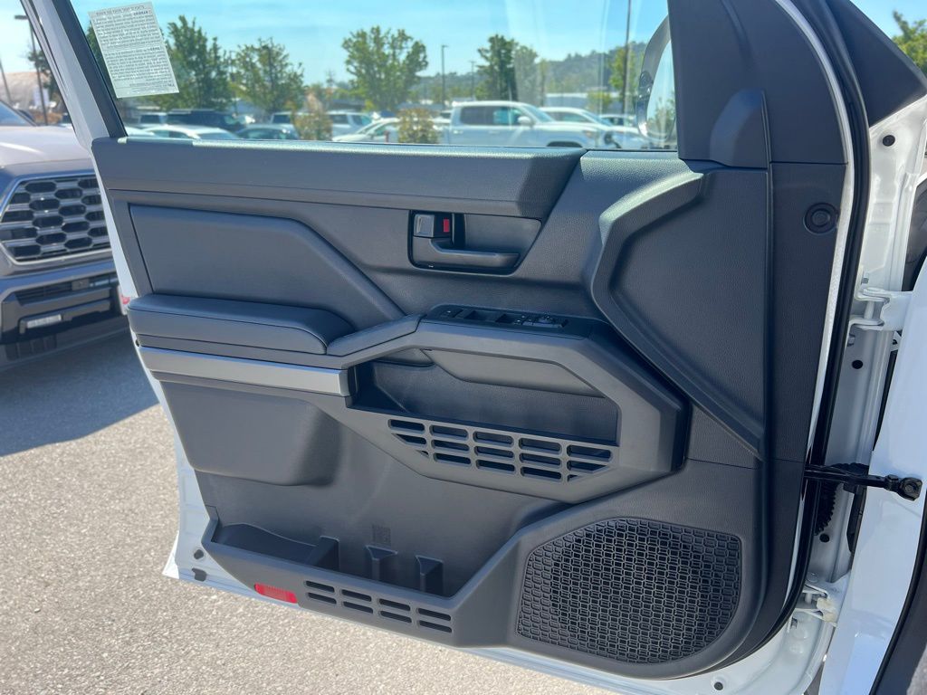 2025 Toyota Tacoma SR5 Double Cab photo 16