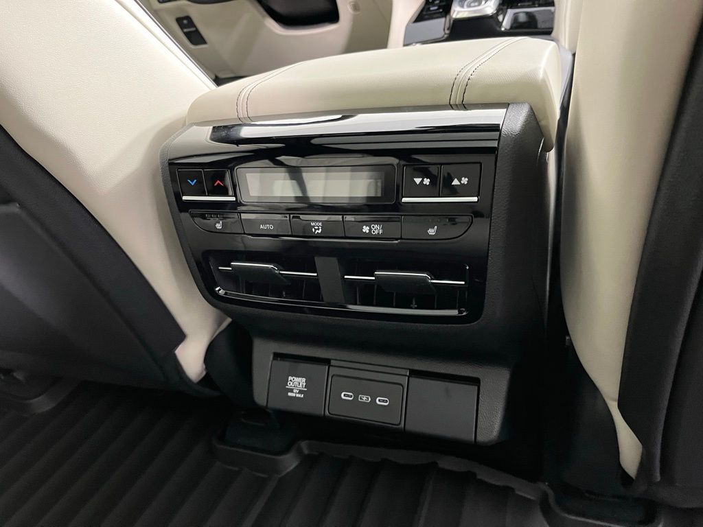 Thumbnail: 2026 Acura MDX - 18