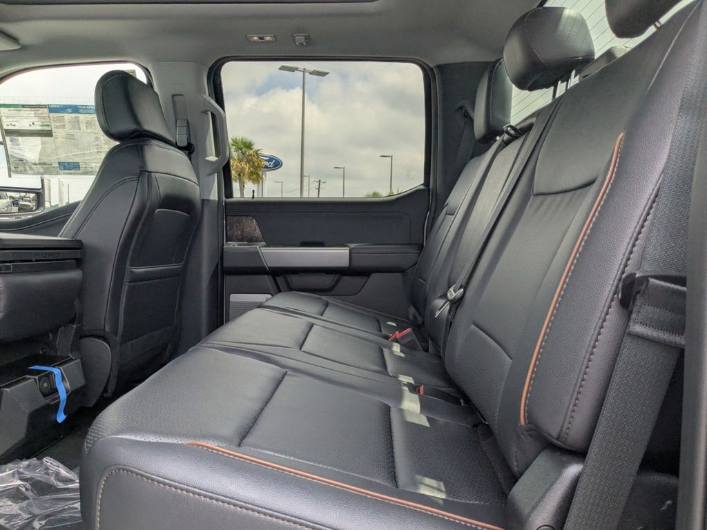 2025 Ford F-250 Super Duty Lariat