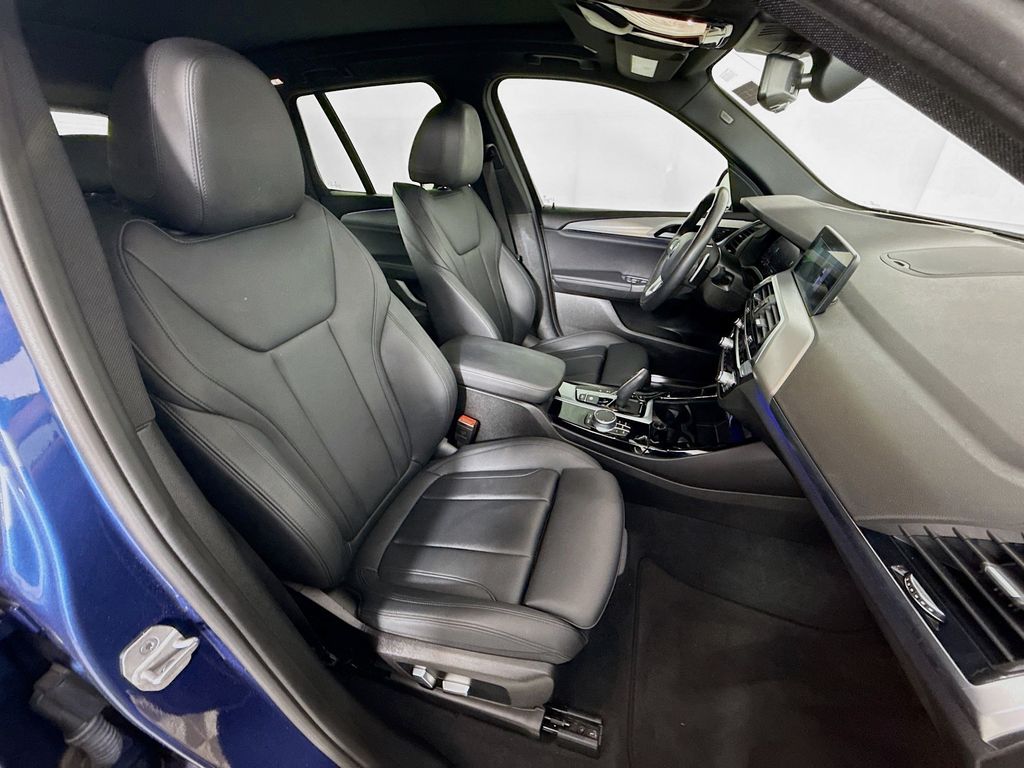 Thumbnail: 2021 BMW X3 - 30