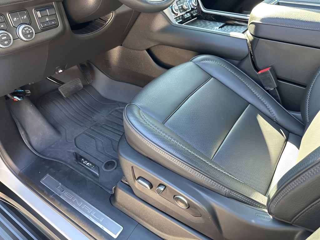 Used Car 2023 Gmc Yukon Xl  Denali For Sale Under $70,000 In Austin, Texas