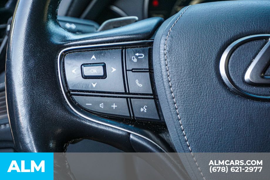 Used 2022 Black Lexus 500 Base image 29